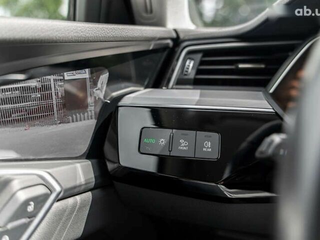 Ауди E-Tron, объемом двигателя 0 л и пробегом 85 тыс. км за 37990 $, фото 10 на Automoto.ua