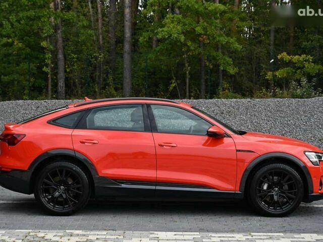 Ауди E-Tron, объемом двигателя 0 л и пробегом 52 тыс. км за 39114 $, фото 1 на Automoto.ua