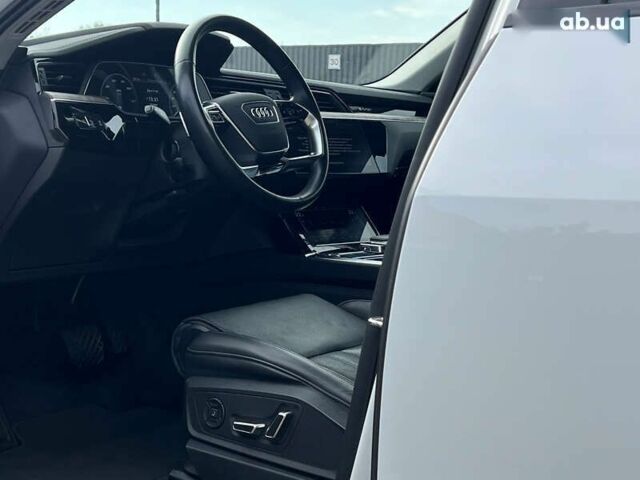 Ауді E-Tron, об'ємом двигуна 0 л та пробігом 41 тис. км за 39668 $, фото 27 на Automoto.ua