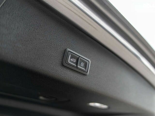 Ауди E-Tron, объемом двигателя 0 л и пробегом 85 тыс. км за 38500 $, фото 8 на Automoto.ua