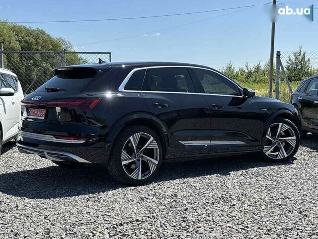 Ауди E-Tron, объемом двигателя 0 л и пробегом 44 тыс. км за 41500 $, фото 7 на Automoto.ua