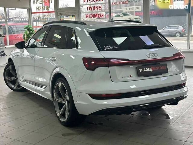 Ауді E-Tron, об'ємом двигуна 0 л та пробігом 20 тис. км за 44990 $, фото 5 на Automoto.ua