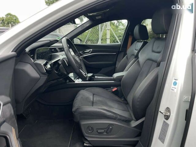 Ауди E-Tron, объемом двигателя 0 л и пробегом 69 тыс. км за 41999 $, фото 20 на Automoto.ua