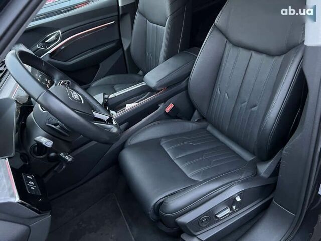 Ауди E-Tron, объемом двигателя 0 л и пробегом 32 тыс. км за 38581 $, фото 27 на Automoto.ua