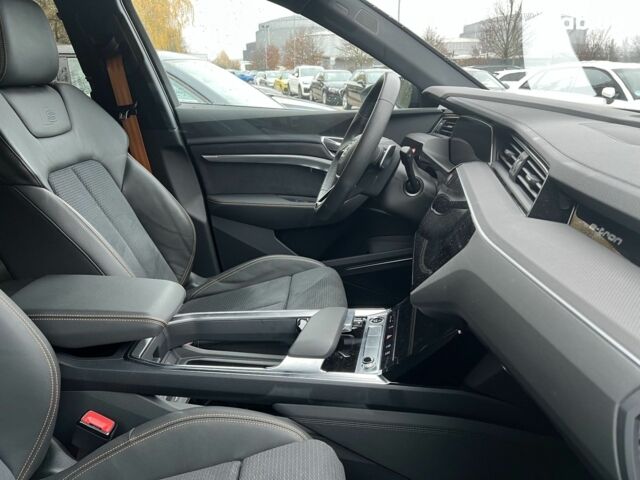 Ауди E-Tron, объемом двигателя 0 л и пробегом 26 тыс. км за 68251 $, фото 27 на Automoto.ua