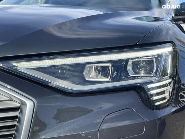 Ауди E-Tron, объемом двигателя 0 л и пробегом 32 тыс. км за 39124 $, фото 13 на Automoto.ua
