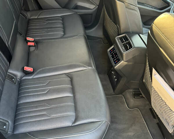 Ауди E-Tron, объемом двигателя 0 л и пробегом 39 тыс. км за 42000 $, фото 7 на Automoto.ua