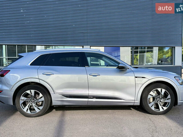 Ауді E-Tron, об'ємом двигуна 0 л та пробігом 35 тис. км за 29999 $, фото 3 на Automoto.ua