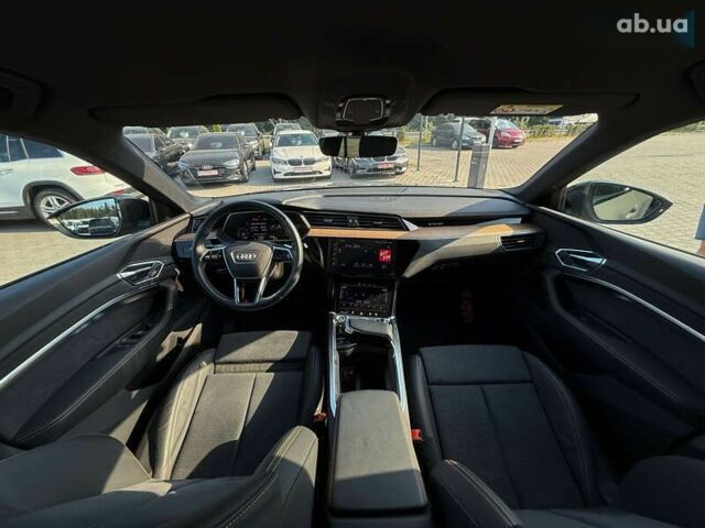 Ауди E-Tron, объемом двигателя 0 л и пробегом 22 тыс. км за 47990 $, фото 9 на Automoto.ua