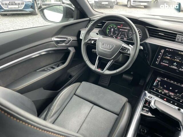 Ауди E-Tron, объемом двигателя 0 л и пробегом 69 тыс. км за 41999 $, фото 27 на Automoto.ua