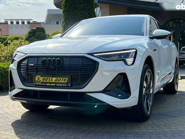Ауди E-Tron, объемом двигателя 0 л и пробегом 33 тыс. км за 42990 $, фото 2 на Automoto.ua
