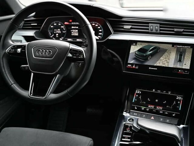 Ауди E-Tron, объемом двигателя 0 л и пробегом 52 тыс. км за 39114 $, фото 5 на Automoto.ua