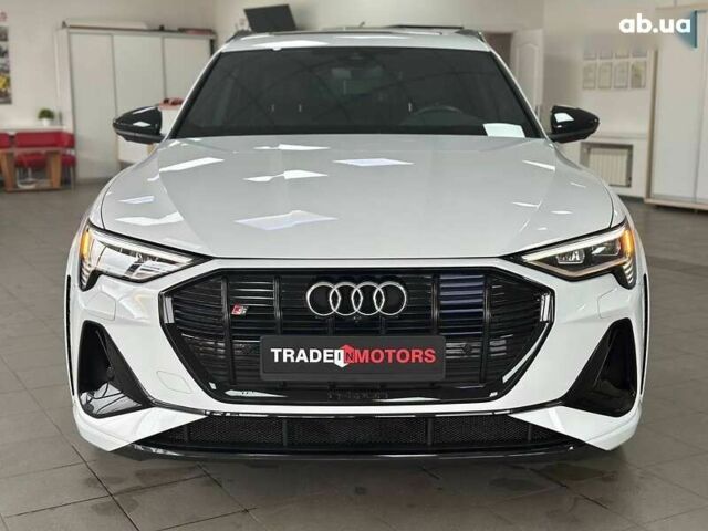 Ауді E-Tron, об'ємом двигуна 0 л та пробігом 20 тис. км за 44990 $, фото 2 на Automoto.ua