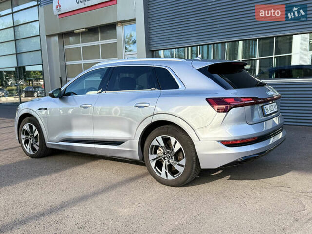 Ауді E-Tron, об'ємом двигуна 0 л та пробігом 35 тис. км за 29999 $, фото 7 на Automoto.ua