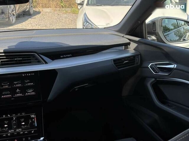 Ауди E-Tron, объемом двигателя 0 л и пробегом 70 тыс. км за 38900 $, фото 22 на Automoto.ua