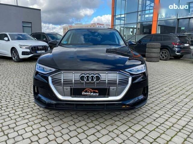 Ауди E-Tron, объемом двигателя 0 л и пробегом 59 тыс. км за 35000 $, фото 1 на Automoto.ua