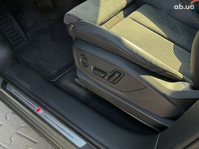 Ауди E-Tron, объемом двигателя 0 л и пробегом 22 тыс. км за 47990 $, фото 16 на Automoto.ua