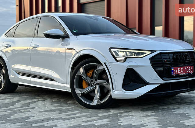 Ауді E-Tron, об'ємом двигуна 0 л та пробігом 39 тис. км за 47800 $, фото 18 на Automoto.ua