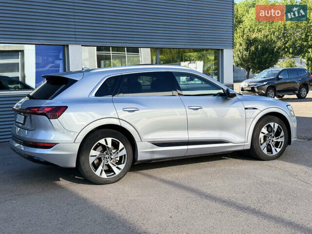 Ауді E-Tron, об'ємом двигуна 0 л та пробігом 35 тис. км за 29999 $, фото 6 на Automoto.ua