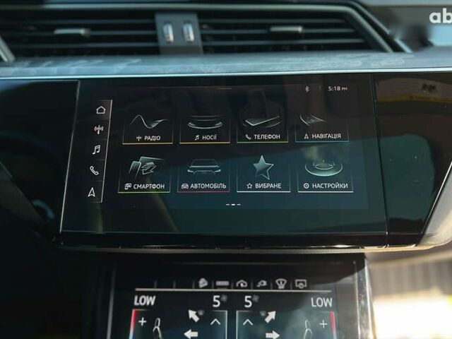 Ауди E-Tron, объемом двигателя 0 л и пробегом 33 тыс. км за 42990 $, фото 15 на Automoto.ua