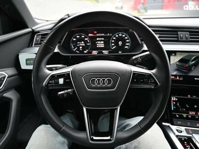 Ауди E-Tron, объемом двигателя 0 л и пробегом 52 тыс. км за 39114 $, фото 21 на Automoto.ua