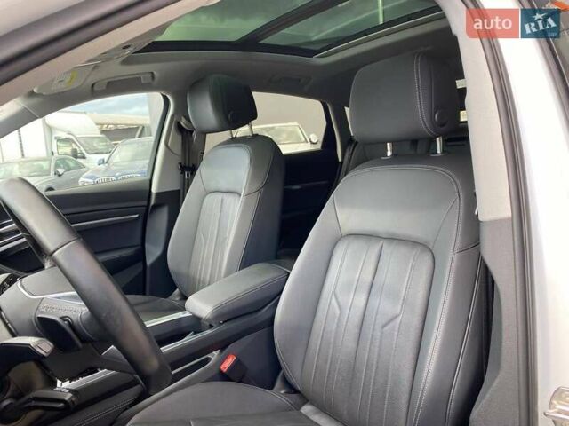 Ауди E-Tron, объемом двигателя 0 л и пробегом 81 тыс. км за 35900 $, фото 21 на Automoto.ua