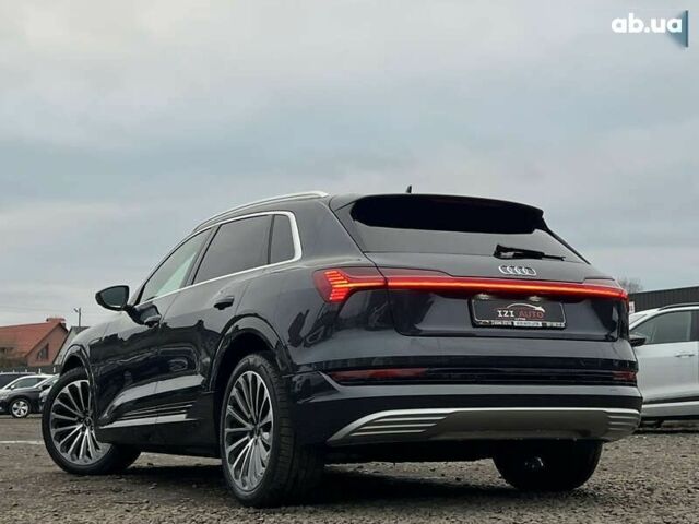 Ауди E-Tron, объемом двигателя 0 л и пробегом 32 тыс. км за 38581 $, фото 5 на Automoto.ua