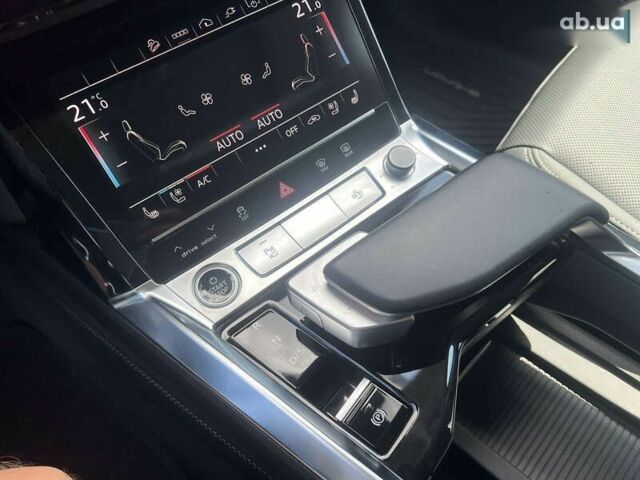 Ауди E-Tron, объемом двигателя 0 л и пробегом 22 тыс. км за 48490 $, фото 23 на Automoto.ua