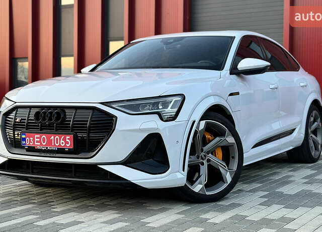 Ауді E-Tron, об'ємом двигуна 0 л та пробігом 39 тис. км за 47800 $, фото 3 на Automoto.ua