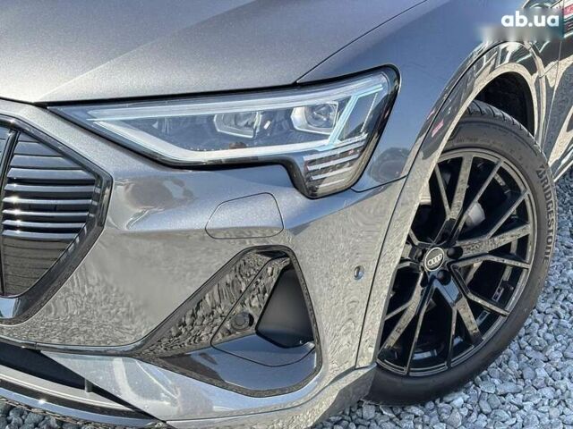 Ауди E-Tron, объемом двигателя 0 л и пробегом 70 тыс. км за 39650 $, фото 5 на Automoto.ua