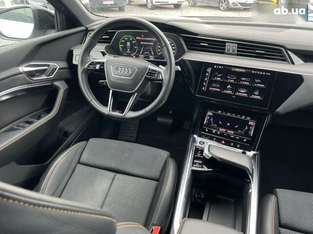Ауди E-Tron, объемом двигателя 0 л и пробегом 69 тыс. км за 41999 $, фото 29 на Automoto.ua