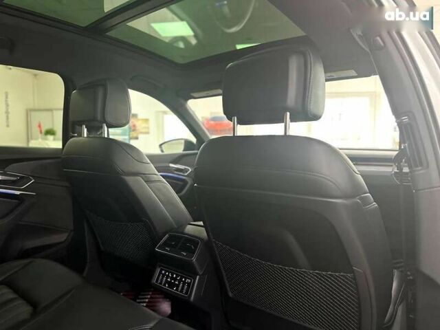 Ауди E-Tron, объемом двигателя 0 л и пробегом 20 тыс. км за 44490 $, фото 28 на Automoto.ua