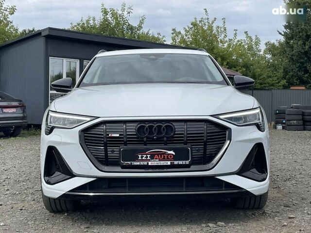 Ауди E-Tron, объемом двигателя 0 л и пробегом 41 тыс. км за 39668 $, фото 1 на Automoto.ua