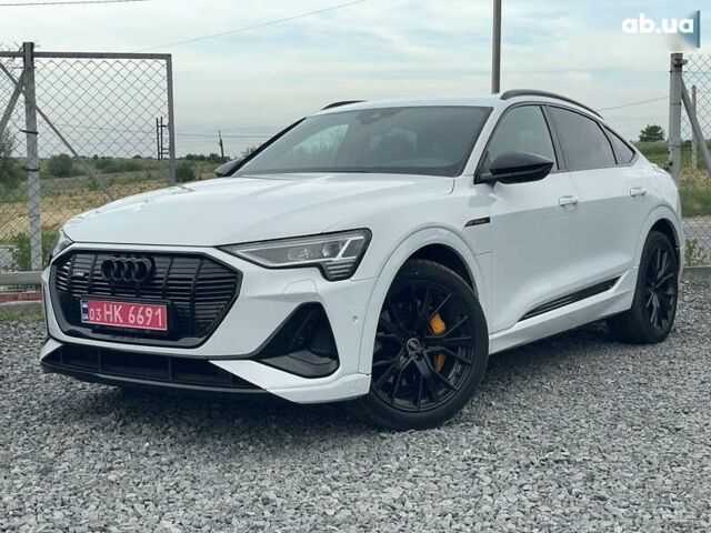 Ауди E-Tron, объемом двигателя 0 л и пробегом 69 тыс. км за 41999 $, фото 1 на Automoto.ua