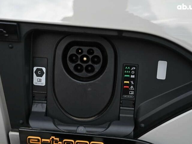 Ауди E-Tron, объемом двигателя 0 л и пробегом 35 тыс. км за 48895 $, фото 22 на Automoto.ua