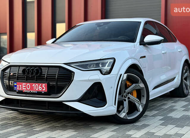 Ауді E-Tron, об'ємом двигуна 0 л та пробігом 39 тис. км за 47800 $, фото 4 на Automoto.ua