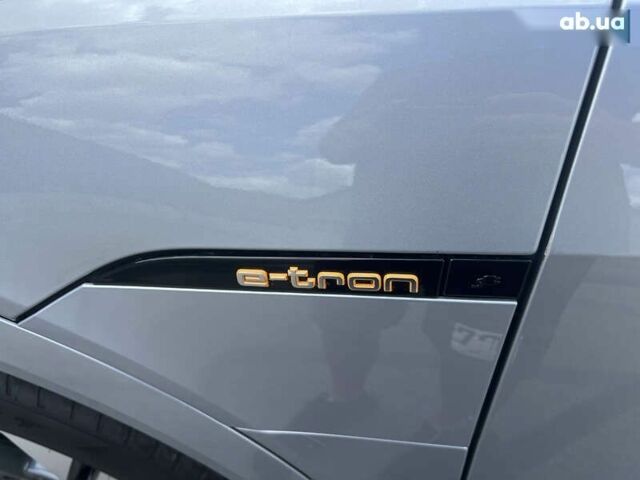 Ауді E-Tron, об'ємом двигуна 0 л та пробігом 22 тис. км за 48490 $, фото 10 на Automoto.ua