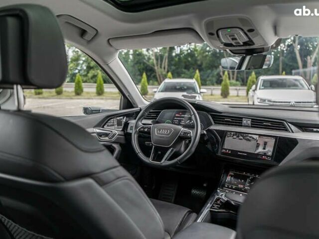 Ауди E-Tron, объемом двигателя 0 л и пробегом 85 тыс. км за 38500 $, фото 26 на Automoto.ua
