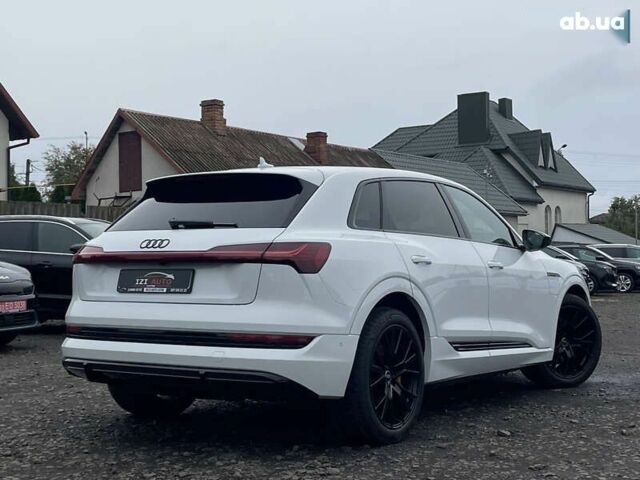 Ауди E-Tron, объемом двигателя 0 л и пробегом 23 тыс. км за 41842 $, фото 7 на Automoto.ua