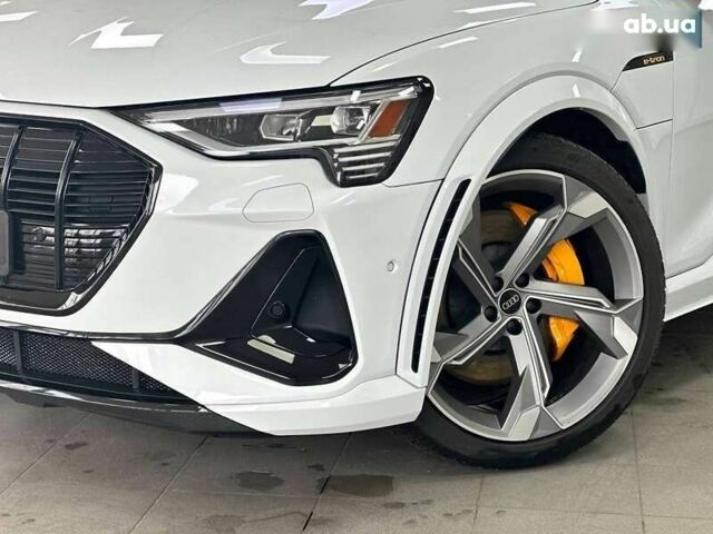 Ауді E-Tron, об'ємом двигуна 0 л та пробігом 20 тис. км за 44990 $, фото 12 на Automoto.ua