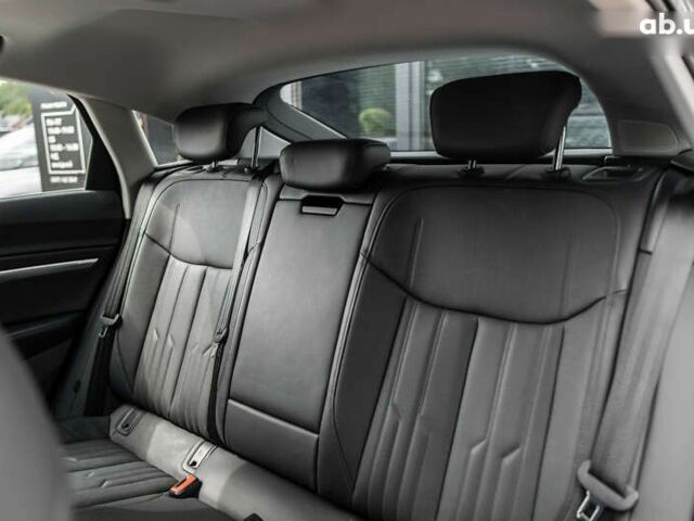 Ауди E-Tron, объемом двигателя 0 л и пробегом 85 тыс. км за 37990 $, фото 21 на Automoto.ua