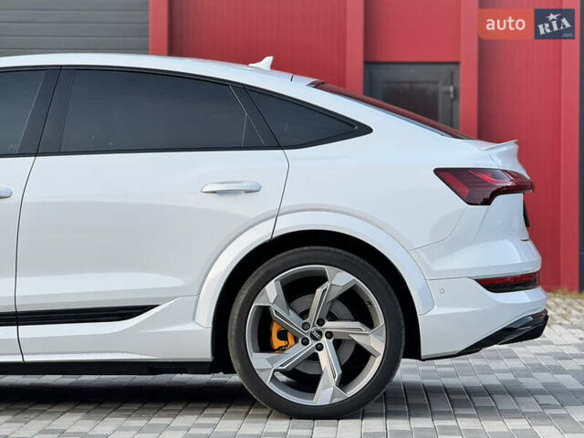 Ауді E-Tron, об'ємом двигуна 0 л та пробігом 39 тис. км за 47800 $, фото 7 на Automoto.ua