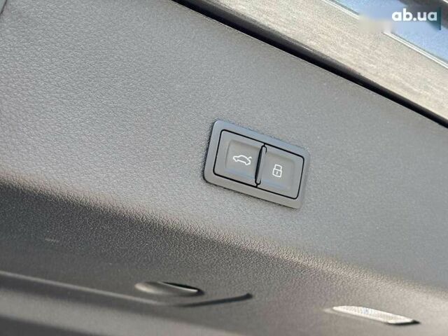 Ауди E-Tron, объемом двигателя 0 л и пробегом 70 тыс. км за 39650 $, фото 7 на Automoto.ua