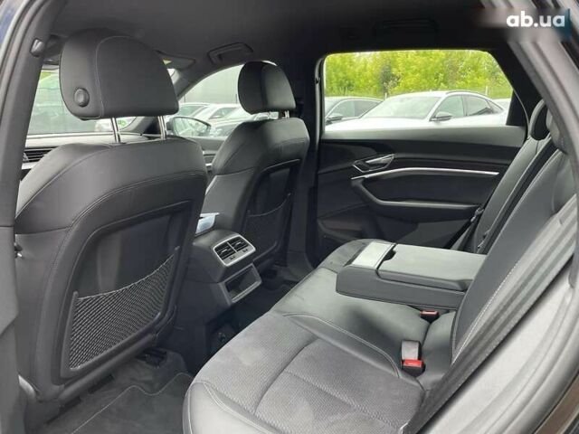 Ауди E-Tron, объемом двигателя 0 л и пробегом 44 тыс. км за 41500 $, фото 16 на Automoto.ua