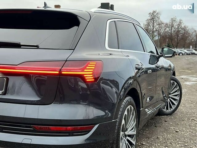 Ауди E-Tron, объемом двигателя 0 л и пробегом 32 тыс. км за 38581 $, фото 12 на Automoto.ua