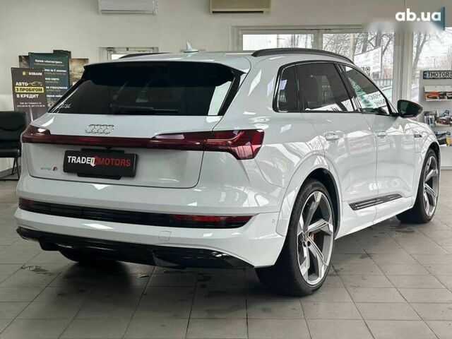 Ауді E-Tron, об'ємом двигуна 0 л та пробігом 20 тис. км за 44990 $, фото 9 на Automoto.ua