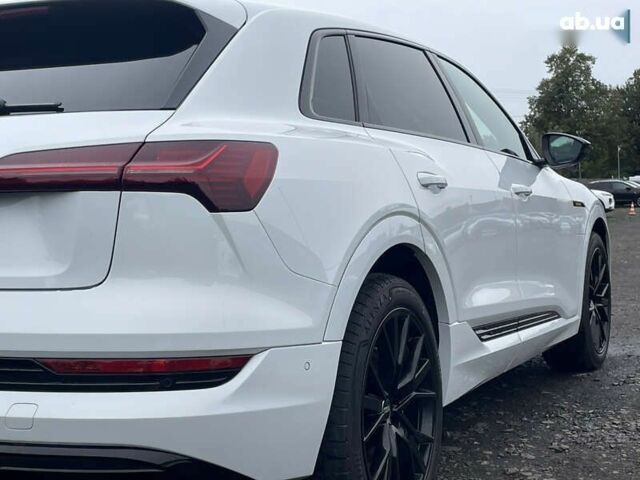 Ауди E-Tron, объемом двигателя 0 л и пробегом 23 тыс. км за 41842 $, фото 12 на Automoto.ua