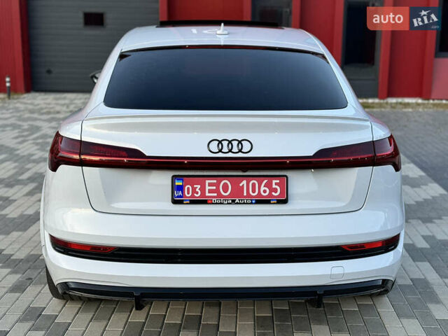 Ауді E-Tron, об'ємом двигуна 0 л та пробігом 39 тис. км за 47800 $, фото 11 на Automoto.ua