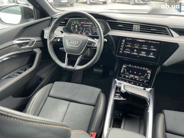 Ауди E-Tron, объемом двигателя 0 л и пробегом 69 тыс. км за 41999 $, фото 28 на Automoto.ua