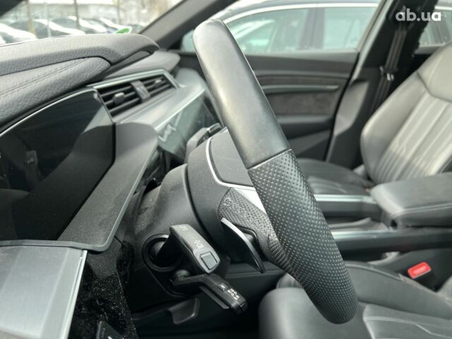 Ауді E-Tron, об'ємом двигуна 0 л та пробігом 21 тис. км за 61296 $, фото 27 на Automoto.ua